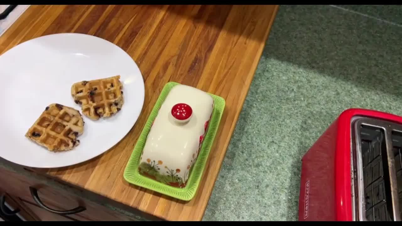 Christmas Ceramic Butter Dish – Reindeer & Santa Edition | Seasons Co.