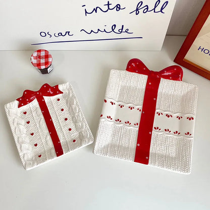 Textured Relief Ceramic Dessert Plate – Christmas Gift Edition