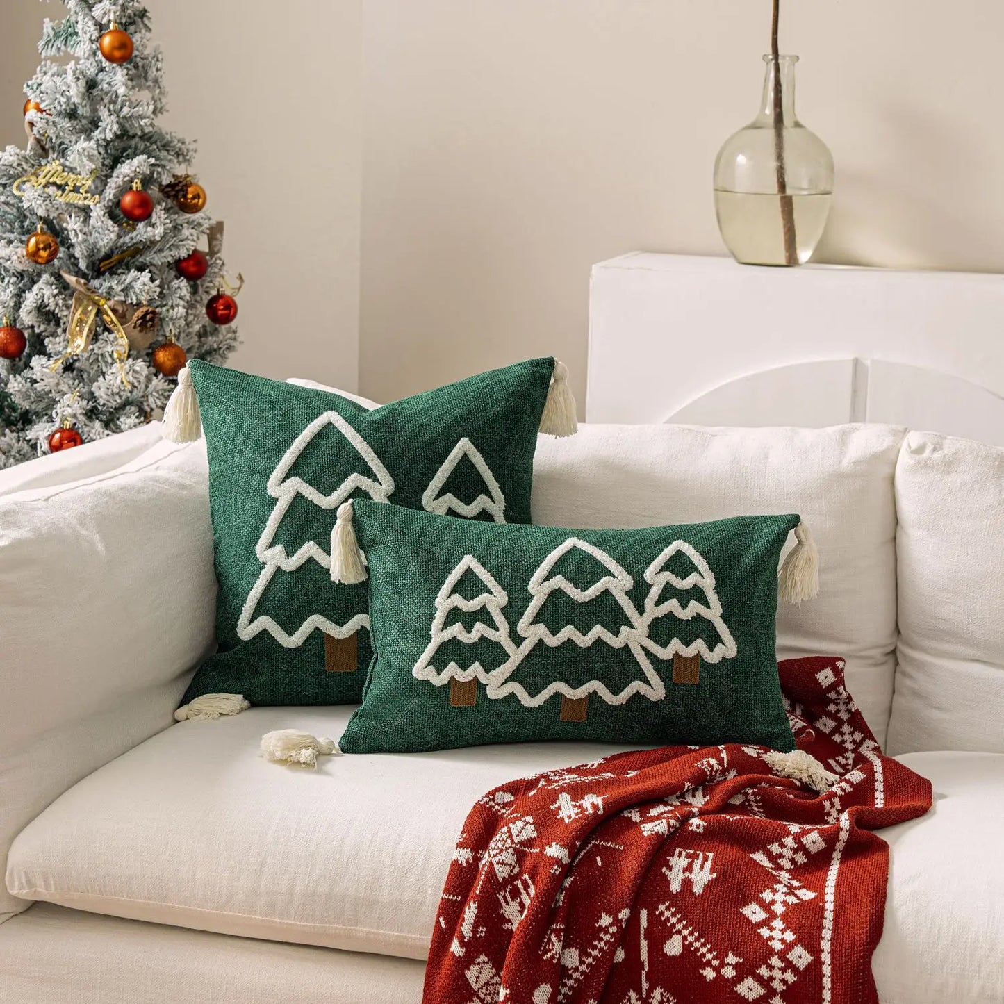 Christmas Tree Cushion Cover – Festive Canvas Edition