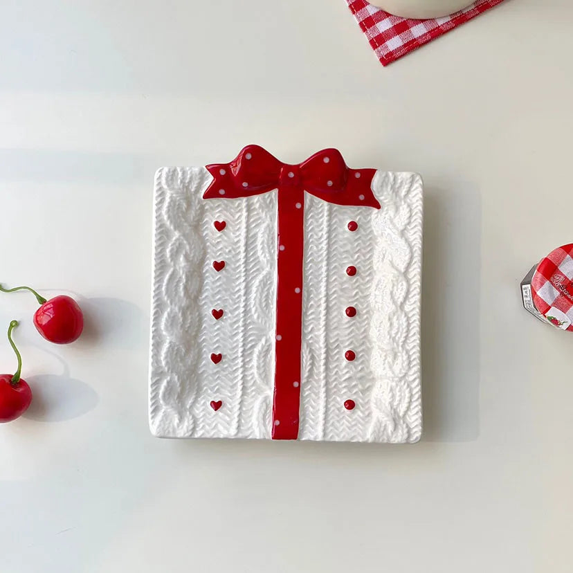 Textured Relief Ceramic Dessert Plate – Christmas Gift Edition