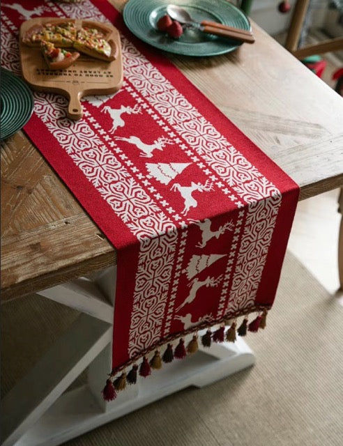 Nordic Christmas Table Runner | Winter Edition
